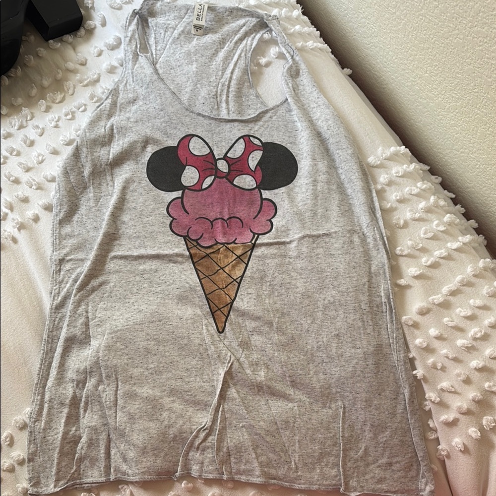 Gray Minnie Ice Cream Graphic Women’s tank